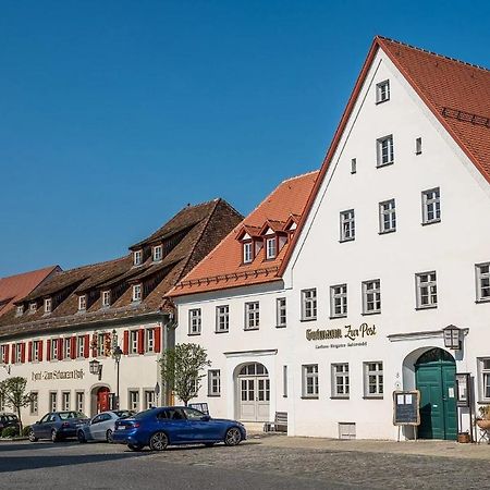 Hotel Zum Schwarzen Ross Und Gutmann Zur Post Hilpoltstein Buitenkant foto