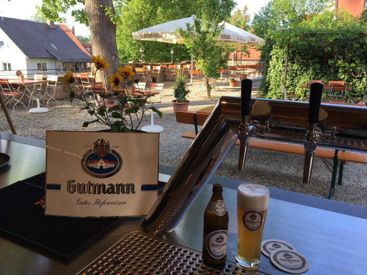 Hotel Zum Schwarzen Ross Und Gutmann Zur Post Hilpoltstein Buitenkant foto