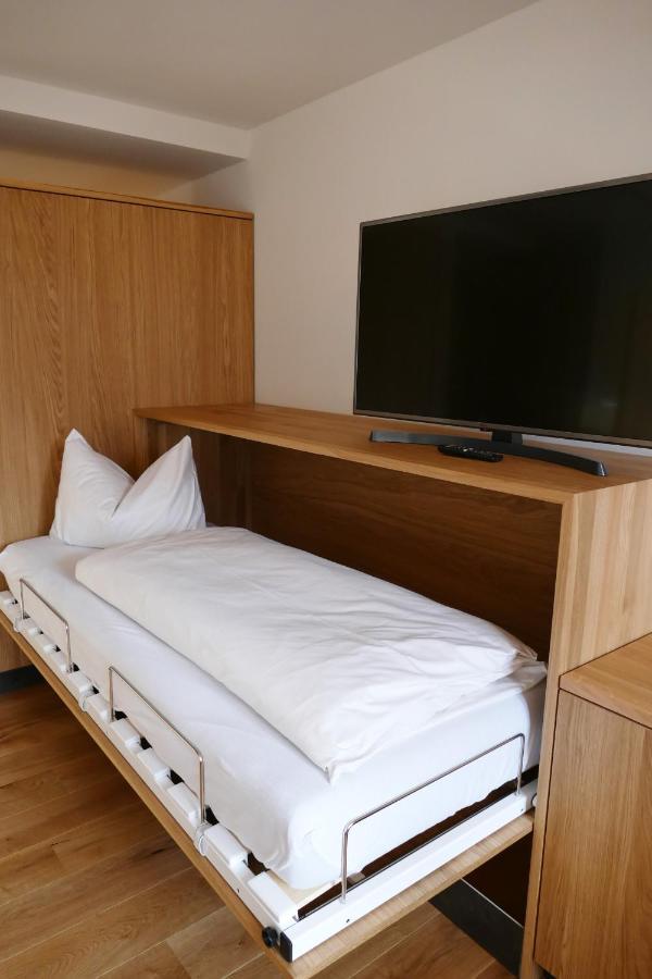 Hotel Zum Schwarzen Ross Und Gutmann Zur Post Hilpoltstein Buitenkant foto