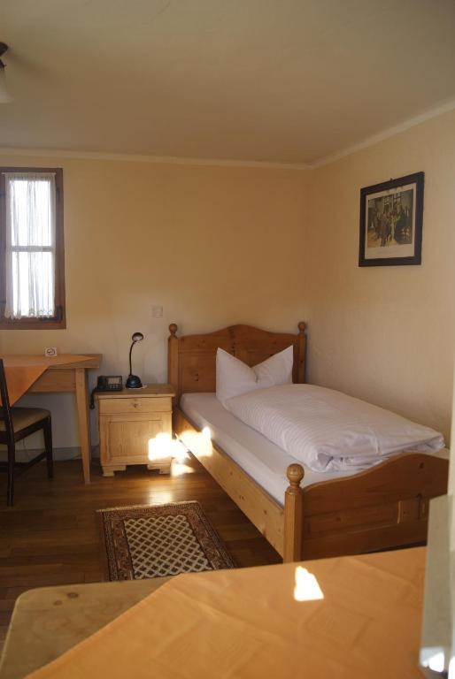Hotel Zum Schwarzen Ross Und Gutmann Zur Post Hilpoltstein Kamer foto