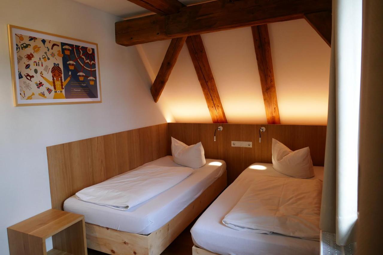 Hotel Zum Schwarzen Ross Und Gutmann Zur Post Hilpoltstein Buitenkant foto