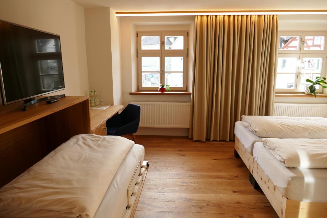 Hotel Zum Schwarzen Ross Und Gutmann Zur Post Hilpoltstein Buitenkant foto